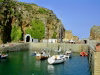 Channel islands /  les anglo-normandes - Sark island / ile de Sercq / Sr: Creux harbour - photo by T.Marshall