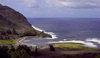 Hawaii - Molokai'i: small bay on the North coast - photo by G.Frysinger