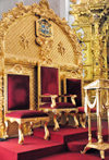 Tegucigalpa, Honduras: Metropolitan Cathedral - gilded Cardinal's seat - Catedral de San Miguel - photo by M.Torres