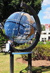Tegucigalpa, Honduras: globe at Parque Central - Plaza Morazn - photo by M.Torres