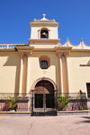 Tegucigalpa, Honduras: Marced church - Iglesia de la Merced, by the Galeria Nacional de Arte - Parque la Merced - photo by M.Torres