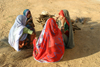 India - Rajasthan - women drinking tea - photo by E.Andersen