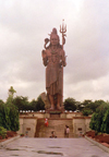 India - Uttar Pradesh state: Road side god - statue of Shiva (photo by Miguel Torres)
