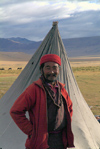 India - Ladakh - Jammu and Kashmir: Ladakhi man and his tent - photos of Asia by Ade Summers