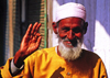 India - Allahabad, Uttar Pradesh: old muslim man - photo by E.Petitalot