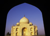 India - Agra, Uttar Pradesh: Taj Mahal - the golden light of the late afternoon - photo by E.Petitalot