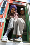 India - Manali to Leh highway: passengers - photo by M.Wright