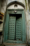 New Delhi, India: Old City - carved door - photo by G.Koelman