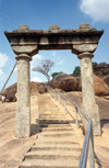 India - Sravanabelagola: steps carved in rock (photo by Miguel Torres)