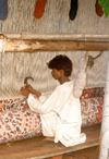 Rajasthan: carpet weaving (photo by Miguel Torres)