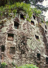 Sulawesi / Celebes island: Toraja tombs cut into the rock - photo by G.Frysinger