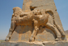 Iran - Persepolis: Gate of all the nations - western portico - bull - photo by M.Torres