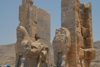 Iran - Persepolis: Gate of all the nations - west - bulls - photo by M.Torres