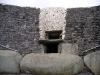 Ireland - Newgrange megalithic passage tomb (county Meath): entrance (photo by R.Wallace)