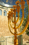 Jerusalem, Israel: golden menorah intended for the third Temple - Cardo Maximus - created by the Jerusalem Temple Institute - Jewish quarter - photo by M.Torres