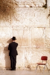 Israel - Jerusalem / Yerushalayim / JRS : wailing wall - man standing (photo by Gary Friedman)