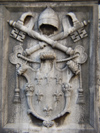 Italy / Italia - Todi (Umbria): the Cathedral - detail - heraldic (photo by Emanuele Luca)