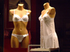 41 Italy - Milan: Underwear - Lingerie  (photo by M.Bergsma)