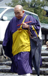 Japan (Honshu island) - Nara: priest with fan and beads - photo by G.Frysinger