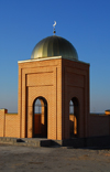 Kazakhstan, Shelek - Engbekshikazakh district, Almaty province: Muslim cemetery - tomb with gilded dome - photo by M.Torres