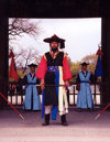South Korea - Seoul: guarding Changdokkung palace (photo by Miguel Torres)