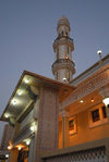 Kuwait city: mosque in Hawalli district - dusk - photo by M.Torres