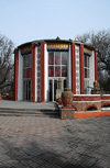 Bishkek, Kyrgyzstan: pavilion - Oak park - photo by M.Torres