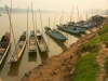 Laos - Luang Prabang / Louangphrabang / Luang Phrabang / Luang Probang: boats in the Mekong River (photo by P.Artus)
