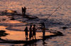 Lebanon / Liban - Beirut: anglers at dusk (photo by J.Wreford)