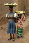 Djenn, Mopti Region, Mali: girls selling sweetcorn - photo by J.Pemberton