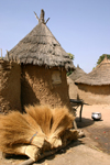 Mali - Bamako area - village houses - mud construction - photo by E.Andersen