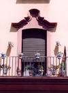 Melilla: balcony with vases / balcon con jarrones - photo by M.Torres