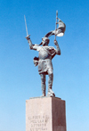 Melilla: statue of Pedro de Estopin - Melilla la Vieja / Estatua de Pedro de Estopin y Virus, comendador de la Casa Ducal de Medina Sidonia, que ocup Melilla en 1497 - photo by M.Torres