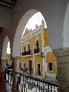 Mexico - Izamal ( Yucatn / Iucatan ): Arquitectura tpica / faade (photo by Angel Hernndez)