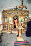 Orheuil Vechi / Trebujeni: cave monastery of Butuleni - underground liturgy