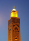 Morocco / Maroc - Casablanca: Hassan II mosque - minaret at dusk - photo by J.Kaman