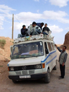 Morocco / Maroc - Dades gorge: grand taxi / shared taxi - all aboard? (photo by J.Kaman)