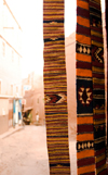 Morocco - Ouarzazate: textiles - Berber paterns - photo by M.Ricci