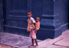 Ilha de Moambique / Mozambique island: young girl and her little brother / mida carregando o seu irmozinho - photo by F.Rigaud