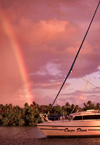 Mozambique / Moambique - Inhambane: rainbow on the beach - yacht Carpe Diem / arco iris na praia - photo by F.Rigaud