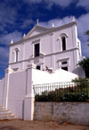 Ilha de Moambique / Mozambique island: whitewashed faade of Nossa Senhora da Saude church - igreja de Nossa Senhora da Sade - photo by F.Rigaud