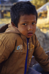 Kathmandu, Nepal: poverty - Dalit child at a rubbish dump - lower caste people - photo by W.Allgwer