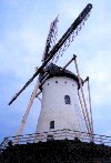 Netherlands - Nijmegen (Gelderland): stage mill - windmill (photo by Miguel Torres)