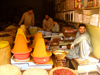 Pakistan - Peshawar: spices and shop keeper - market - commerce - photo by A.Summers