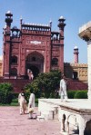 Pakistan - Lahore: fort and Palace - Unesco world heritage site - photo by G.Frysinger