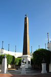 Panama City / Ciudad de Panam: obelisk donated by the French Government, Plaza de Francia, Panama - photo by M.Torres