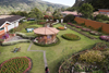 Boquete, Chiriqu Province, Panama: 'Mi jardin es su jardin', i.e. 'My garden is your garden' - private garden - photo by H.Olarte