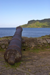 Fuerte de Santiago de la Gloria - cannon aimed at the sea, Portobello Panama - photo by H.Olarte