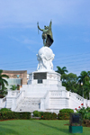 Panama City - Vasco Nunez de Balboa discoverer of the South Sea - Balboa Boulevard - photo by H.Olarte