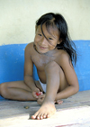 Panama - comarca Kuna Yala - San Blas Islands: schoolgirl - Kuna child - indian girl - photo by A.Walkinshaw